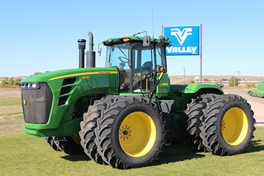 21st Century Equipment ABSOLUTE UNRESERVED AUCTION - Everything Sells Regardless of Price!